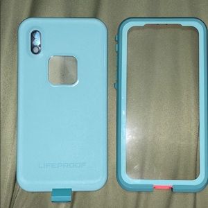 iPhone X life proof